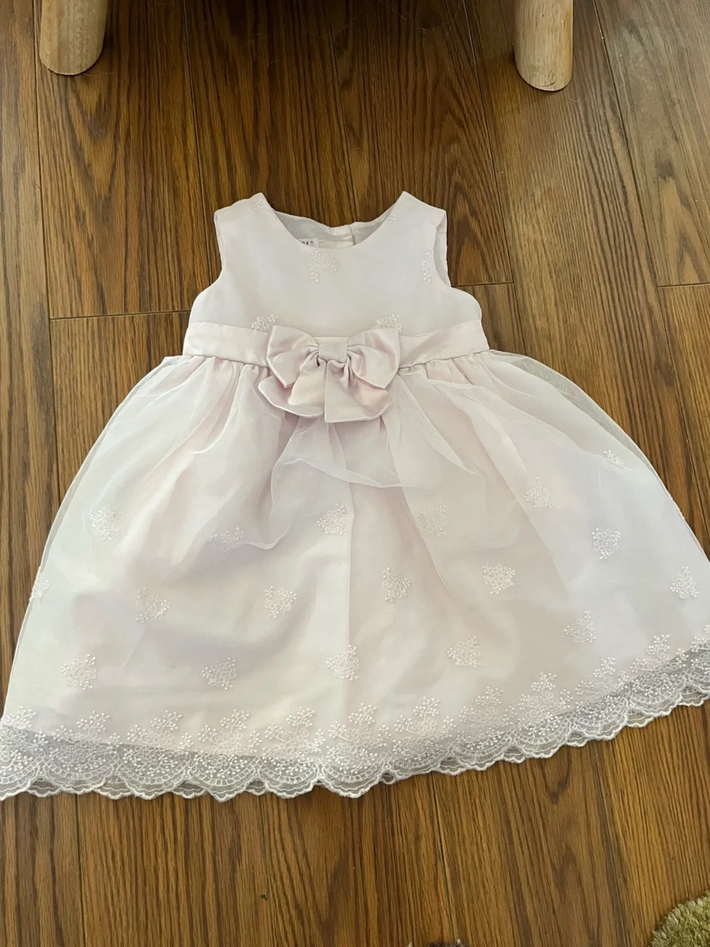 Sleeveless Light Pink Bow-Front Tulle Party Dress for Girls